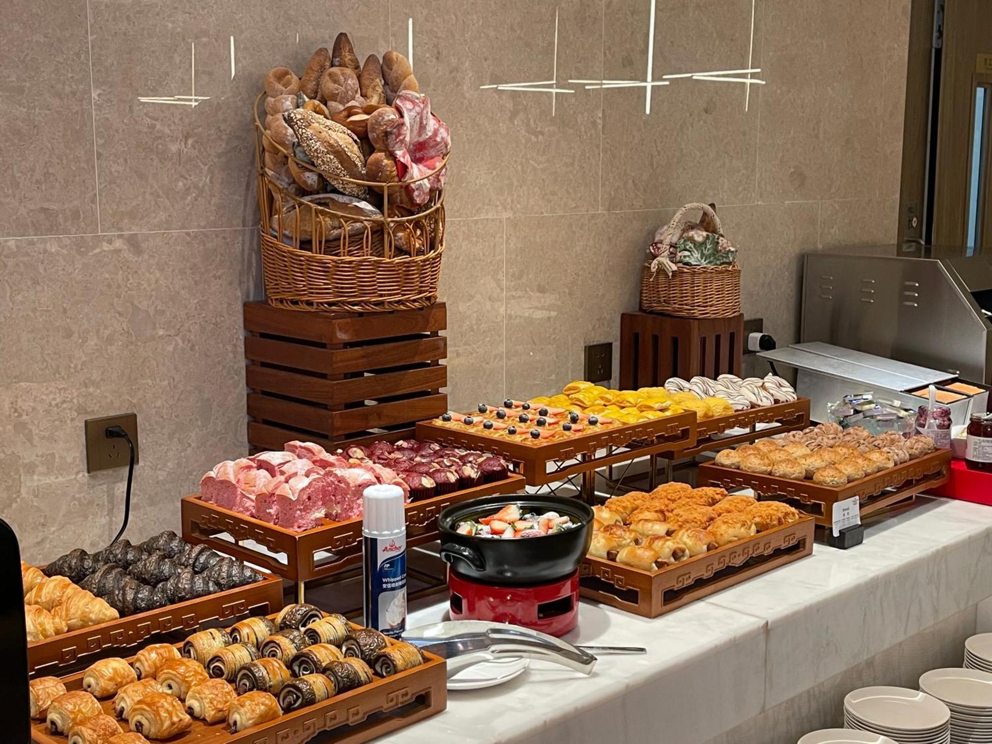 Crowne Plaza Hangzhou Linping By Ihg Экстерьер фото